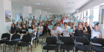 Зрелостниците от випуск‘2018 при ПГМЕТ “Генерал Иван Бъчваров”