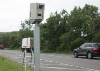 Нова стационарна камера ще следи за скоростта край Севлиево