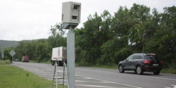 Нова стационарна камера ще следи за скоростта край Севлиево