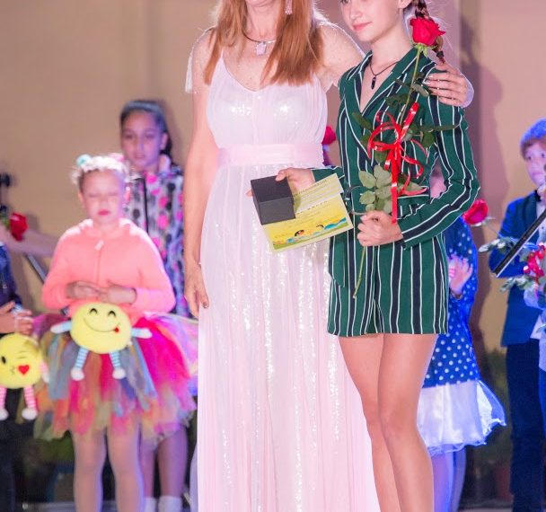 Гала, Антония, Даяна и Ива – с отличия от националния конкурс “Нека да е лято”