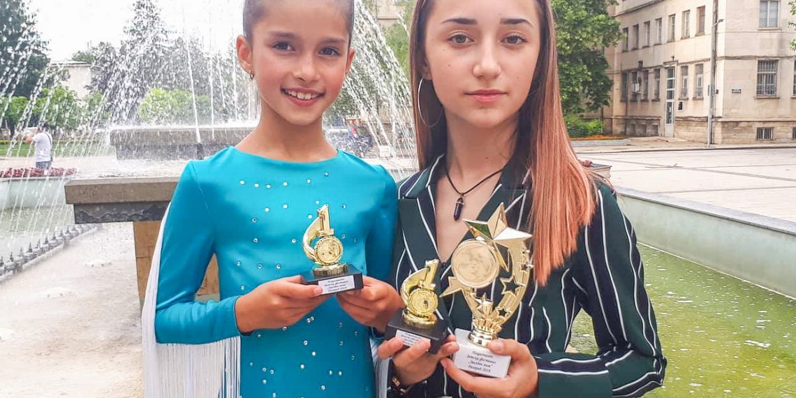 Звездни отличия за Кристина Неделчева и Гала Ботева от фестивала “Звезден път”