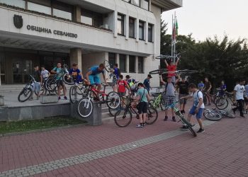 Кметът: “Радвам се на децата, които карат колелета! Не трябва да ги спираме, а да им помогнем да карат безопасно!”