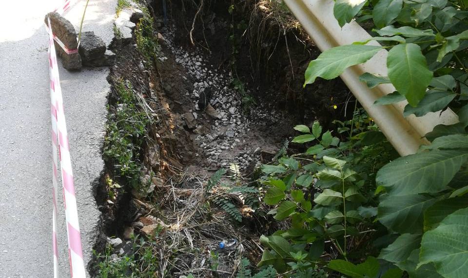 Пороят заля мазите на две къщи в Севлиево, като цяло обстановката е спокойна