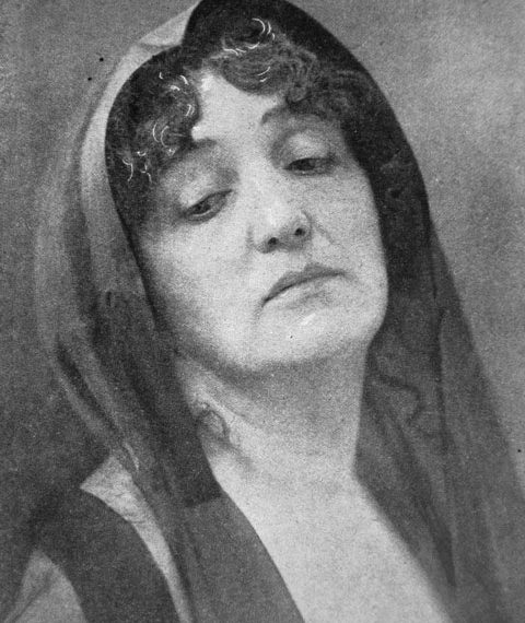 “Родих се да живея в бури…”