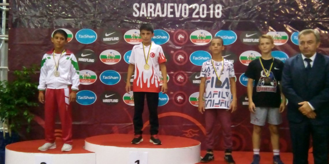 Сребърен медал в борбата за Сали Сашев от Балканиадата в Сараево