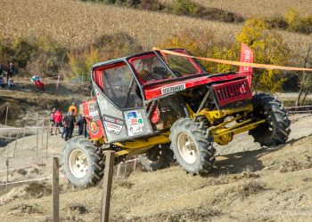 Зрелище, емоции и много адреналин в шампионатa по офроуд