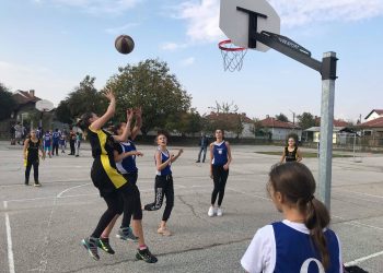 В турнир по стрийтбол младежи мериха сили