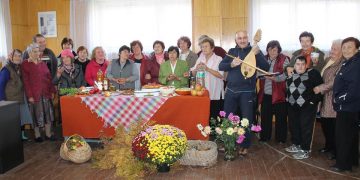 С песен и вкусен пай – празник на ябълката в Крушево