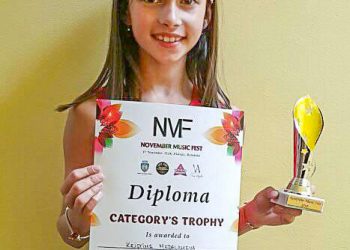 Mалката Кристина с голяма награда от международен конкурс в Румъния