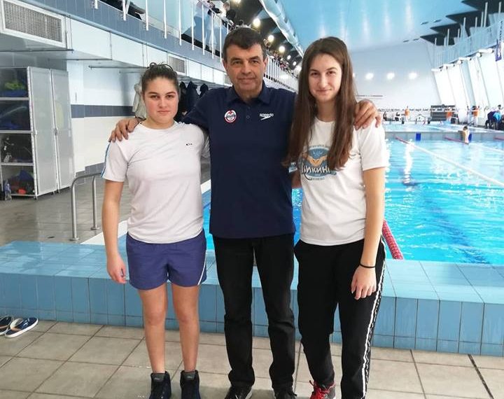 Плувкините Йоанна и Теодора с успехи в зоната на точките на Държавното първенство