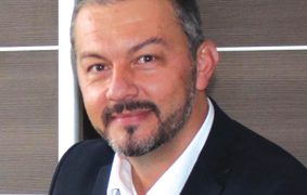 Кметът д-р Иван Иванов поздравява съгражданите си за предстоящите празници