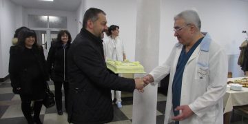 Фетален монитор, аспиратор, нов компютър и ремонт дариха на АГО за Бабинден