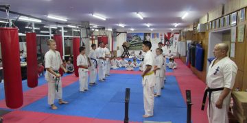 Наши каратеки участваха в спаринг тренировка под тепетата