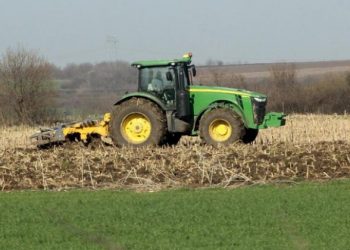 Земеделците декларират доходите си до 30 април