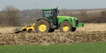 Земеделците декларират доходите си до 30 април