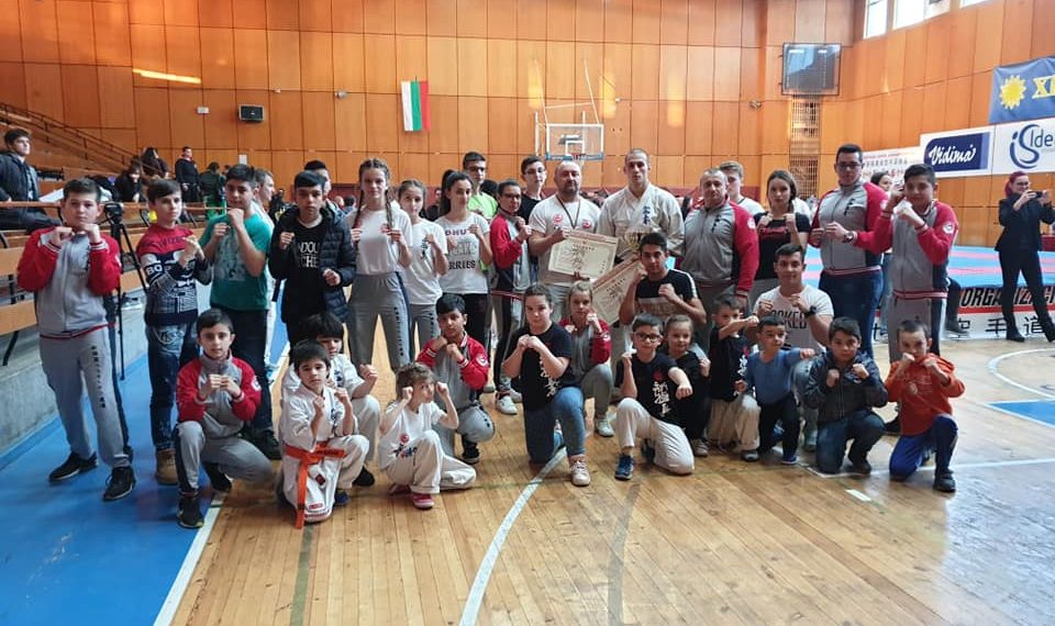 Сребърен медал за Тодоров, бронз за Ботев от Националното първенство по карате