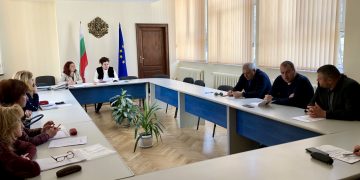 Обсъдиха маршрутните разписания, които не се изпълняват