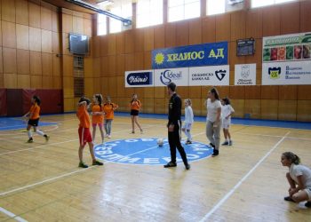 Момичетата от 11-12 клас от СУ “Васил Левски” заслужено спечелиха първото място