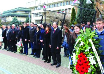 Севлиевци почетоха паметта на освободителите