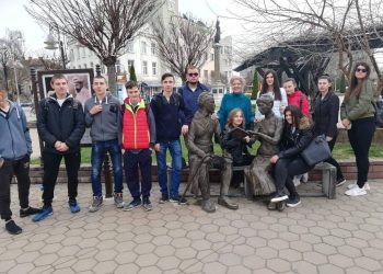 Проведе се открит урок за ученици на тема “Пенчо Славейков – модерният поет”