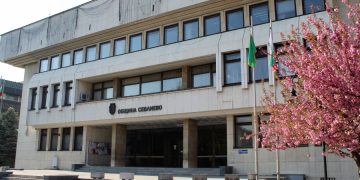 Община Севлиево намали данъка на таксиметровите шофьори