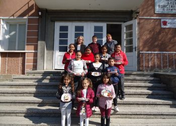 Ваканционно в света на приказките пътуваха децата от Дамяново