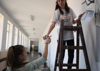 През пролетната ваканция УС при Гимназията работи усилено за обновяване на интериора на училището