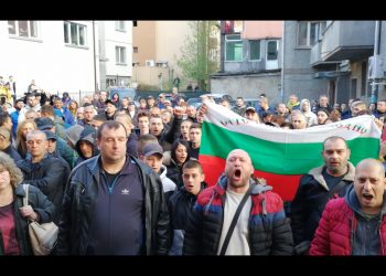 Бизнес сдружение „21 век“: „Апелираме политическия елит на България да не трупа актив от създалата се ситуация в Габрово, а да си свърши съвестно работата“.