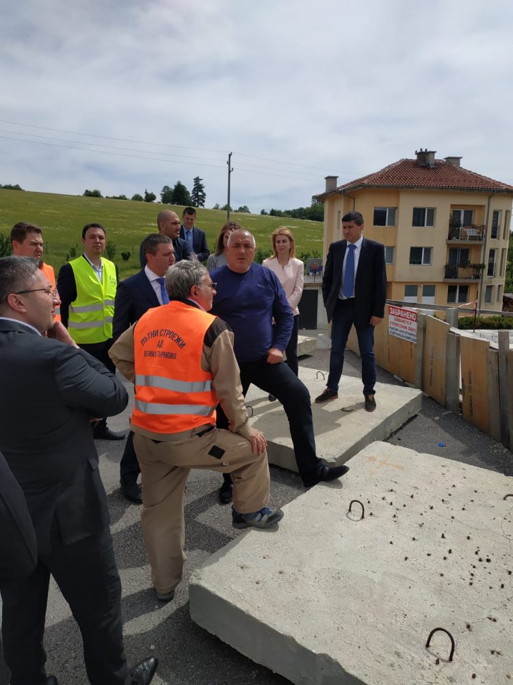 Министър-председателят Борисов инспектира инфраструктурни обекти в Габрово и Севлиево
