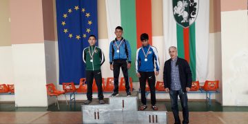 Сали Сашев е отново на върха в борбата