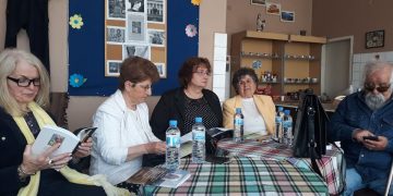 Поети от Севлиево поздравиха жителите на Крамолин за 24 май