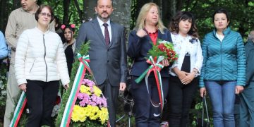 С възстановка на боеве в м.Боаза Севлиево почете 143 годишнина от Априлското въстание