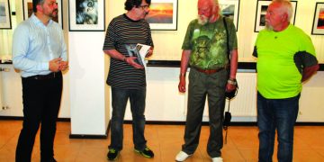 Дивата природа, животни и пейзажи оживяха в изложба и печатен албум