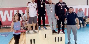 Бронзови медали в мъжката борба за Вилиян Илиянов и Атанас Дончев