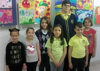 Успешна творческа година с много награди за художниците от Школата на Ива Русинова