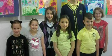 Успешна творческа година с много награди за художниците от Школата на Ива Русинова