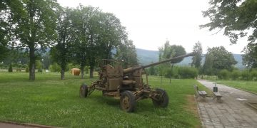 Зенитно оръдие попълни военната експозиция в парк”Казармите”