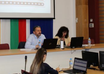 ОбС заседава за последно преди ваканцията