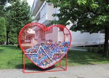 Община Севлиево и Младежки център-Севлиево прегърнаха идеята на кампанията „Капачки за бъдеще“