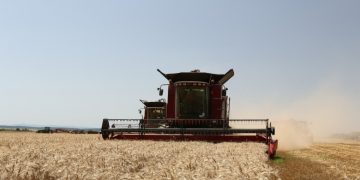 Пожарната с правила за безопасност по време на жътва