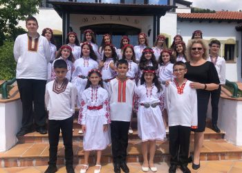 Ангелските гласове на “Децата на Севлиево” им спечелиха три награди и два медала от силен европейски хоров конкурс в Гърция