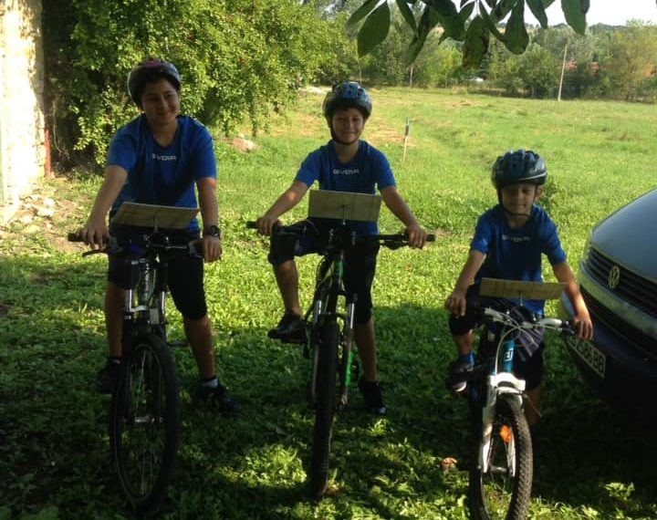 Златни и сребърни медали по колоориентиране