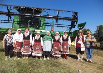 Жътва в Крамолин