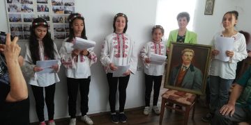 Сенничани от клуб “Аз искам да знам” с рецитал за Левски в Севлиево