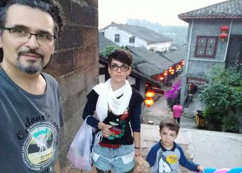 Петър Лазаров и Гергана Рахнева с изложба “По дългия път” в галерия “Видима”