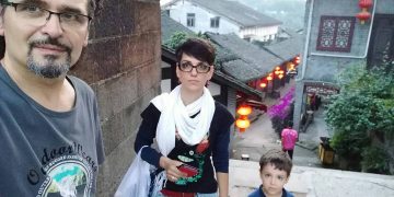 Петър Лазаров и Гергана Рахнева с изложба “По дългия път” в галерия “Видима”