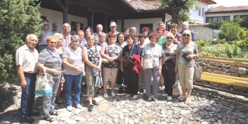 Хора от третата възраст посетиха Източната Тракийска низина