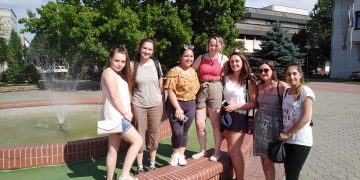 Как британски студенти по археология научиха основни изрази на български език