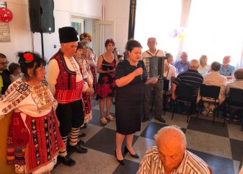 Интернационален празник на градинаря проведоха в Ловнидол