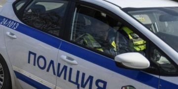 Набиха и ограбиха мъж на детска площадка